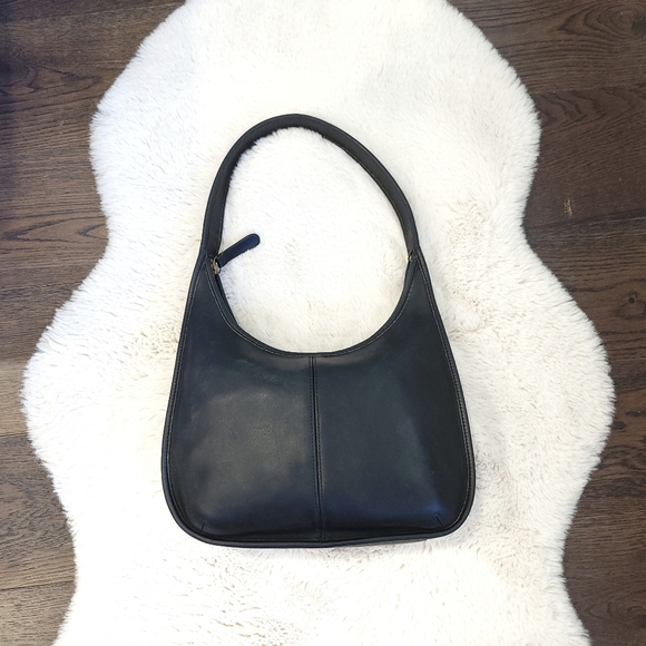 Coach Handbags - Vintage Coach Ergo Zip Hobo Cresent Shoulder Bag 9025 Costa Rica